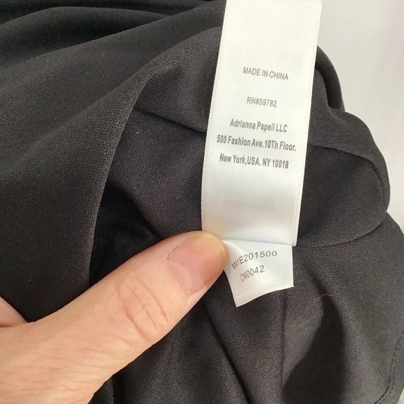 Aidan By Aidan Maddox Metallic Pleated Knit Formal Gown NWT Silver Black Size 2 - Picture 11 of 11